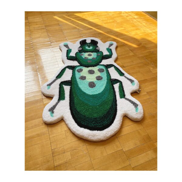 Green bug - Image 4